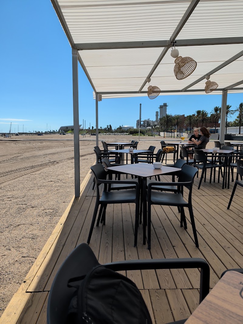 Almar Beach Club