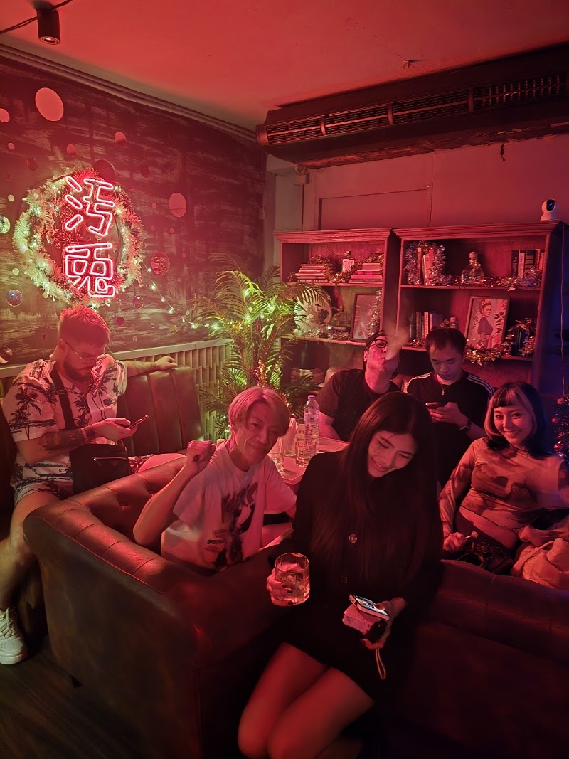 Dirty Rabbit Hidden Bar